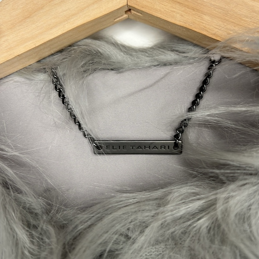 Elie Tahari Faux Fur Vest - Picture 3 of 12